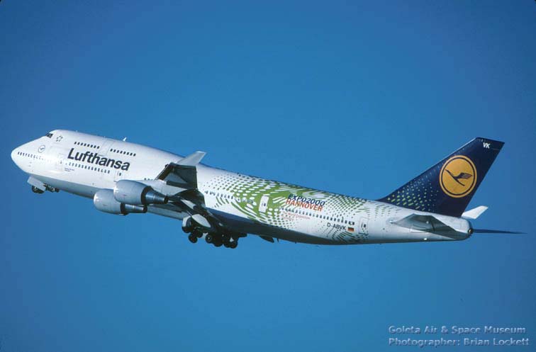 20000106_747-430_Lufthansa_Hannover_l.jpg
