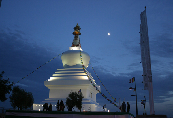 buddhist-stupa1.jpg