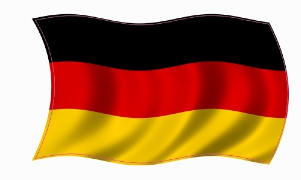 deutschland-fahne-wehend.jpg