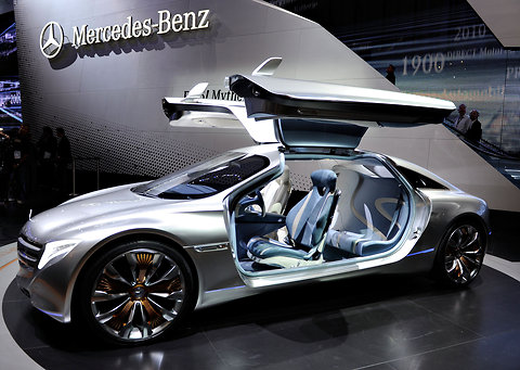 1316255519-mercedesbenz-f-125-concept-1.jpg