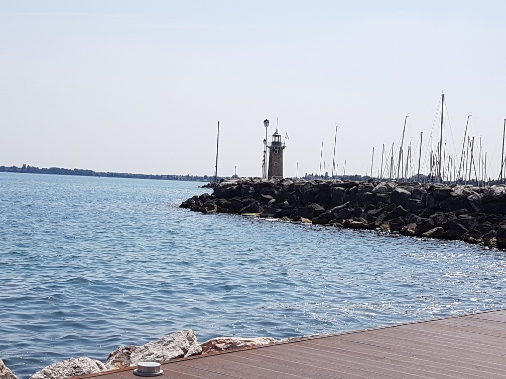 hafen_1.jpg