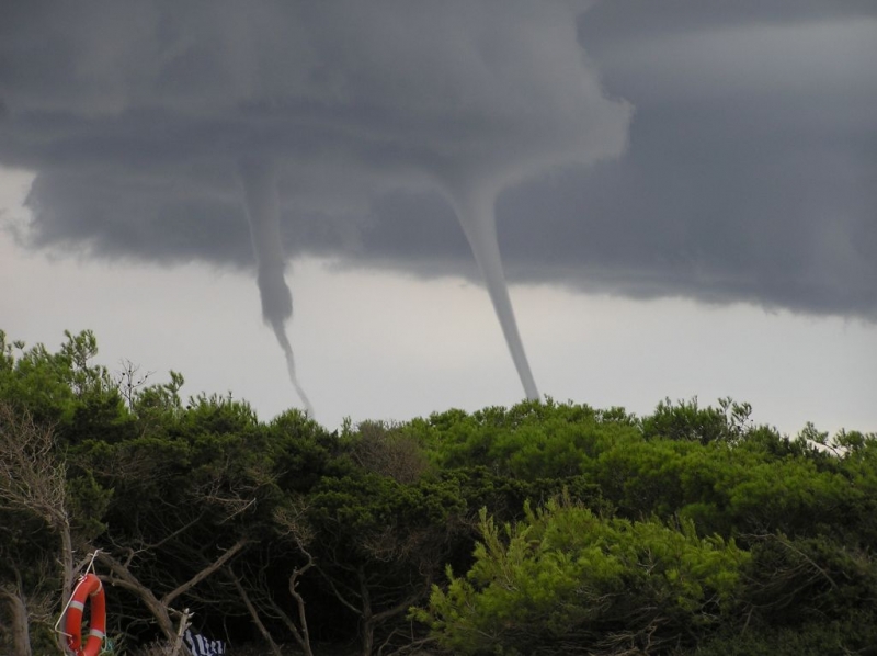 wasserhose-mallorca-2004.jpg