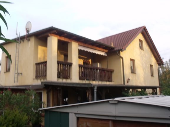 2012_hausae.jpg
