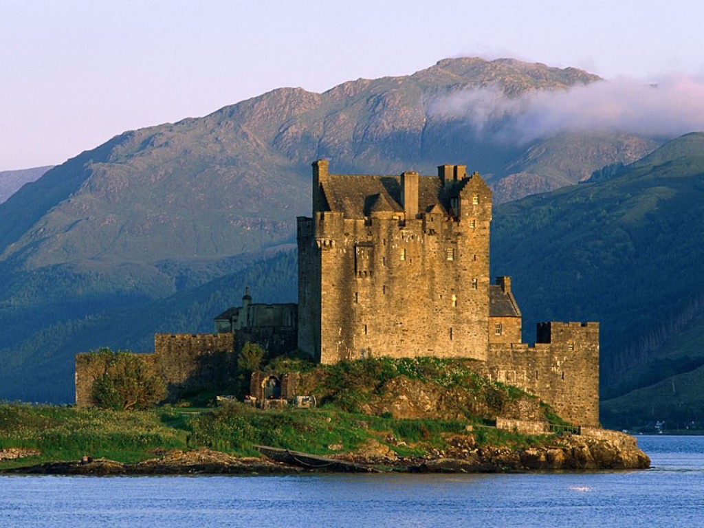 eilean_donan_castle__near_dornie__scotland.jpg