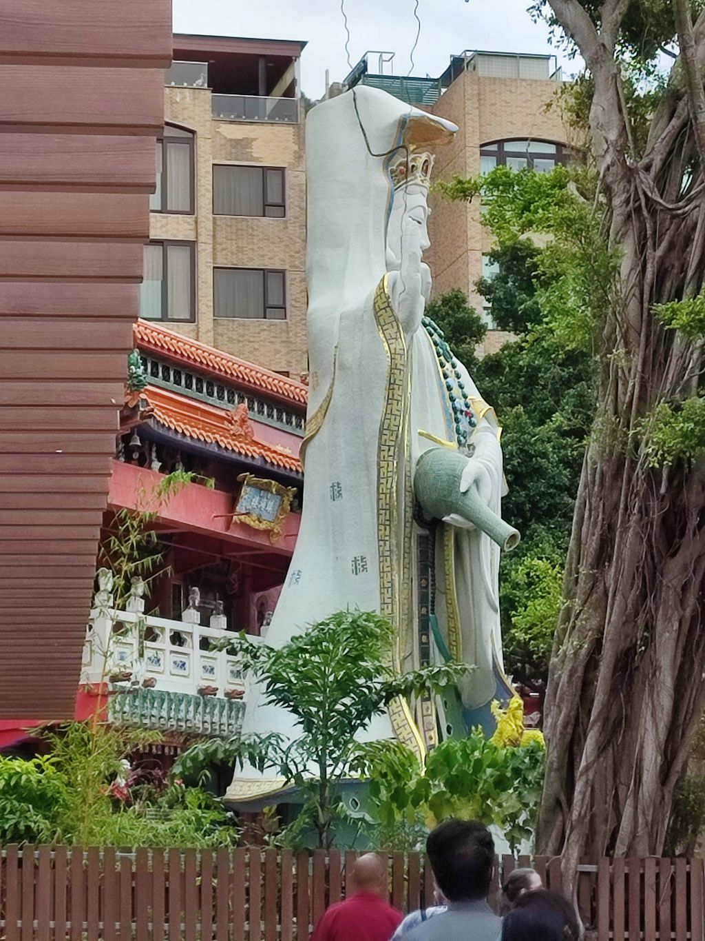 hong_03_b.jpg
