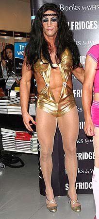 die-scheusslichsten-promi-outfits-2009-alex-....jpg
