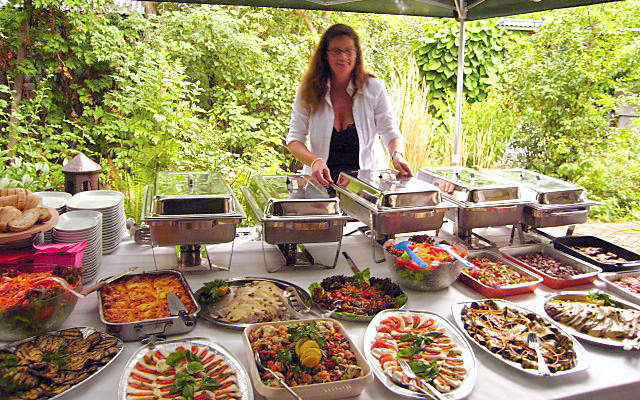 warmesbuffet.jpg