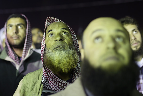 de-ak973_muslim_g_20121213034219.jpg