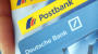 Postbank versus Deutsche Bank: Streit um Übernahmepreis geht weiter - Steuern + Recht - Finanzen - Handelsblatt